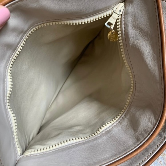 Celine crossbody, beautiful buttery ivory leather - Picture 13 of 13